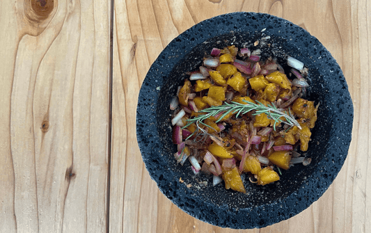 Salsa de Piña Tatemada con Habanero: Dulce, Picosa y con Sabor Ahumado