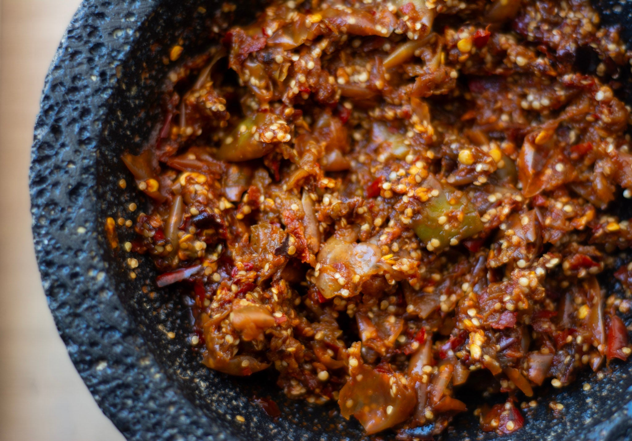 Salsa de Tomatito Milpero: Receta Tradicional con Sabor Artesanal en Molcajete