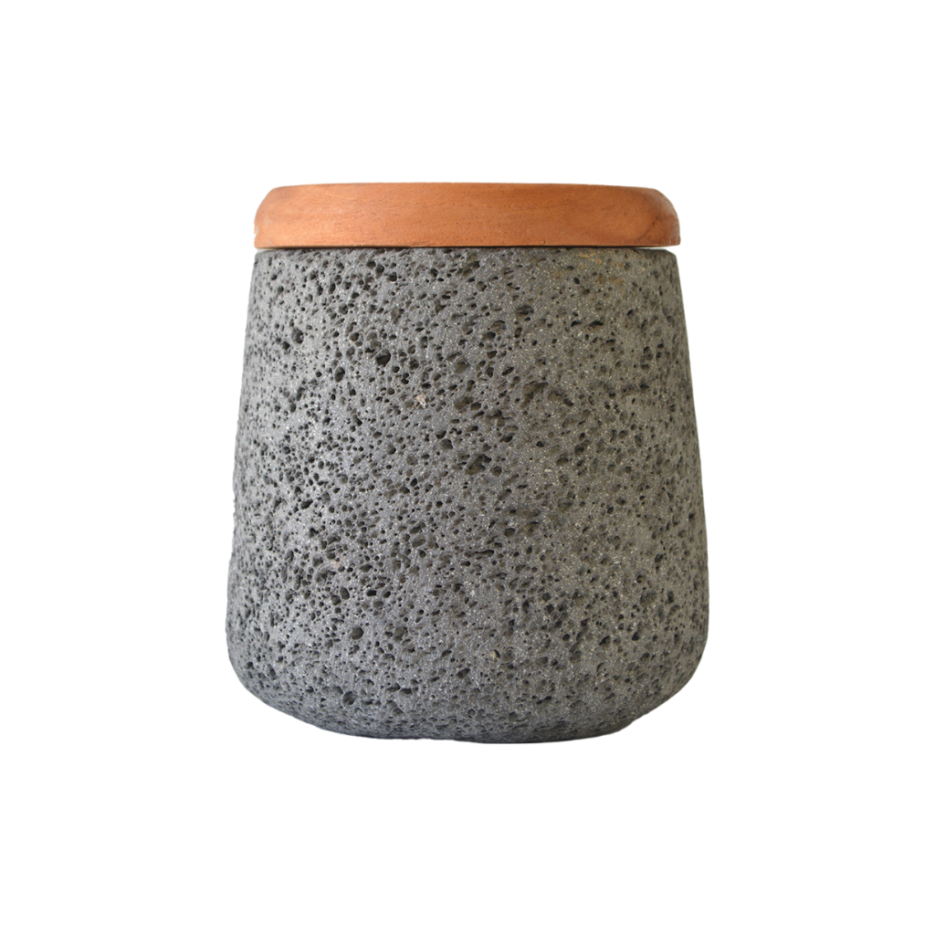 Salero de piedra volcánica - Perfecto para tu mesa y cocina